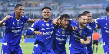 VS Semen Padang Persib Langsung Tancap Gas